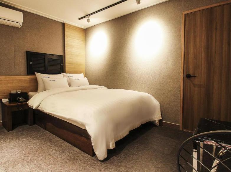 Motel Gangnam Blanc Seúl Exterior foto